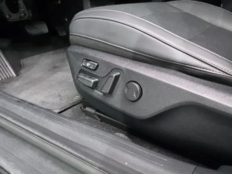 2022 Kia EV6 с пробегом 85 984 км