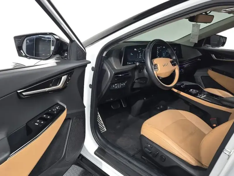 2023 Kia EV6 с пробегом 69 439 км