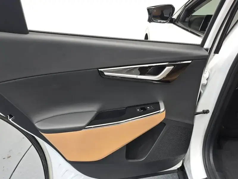 2023 Kia EV6 с пробегом 69 439 км