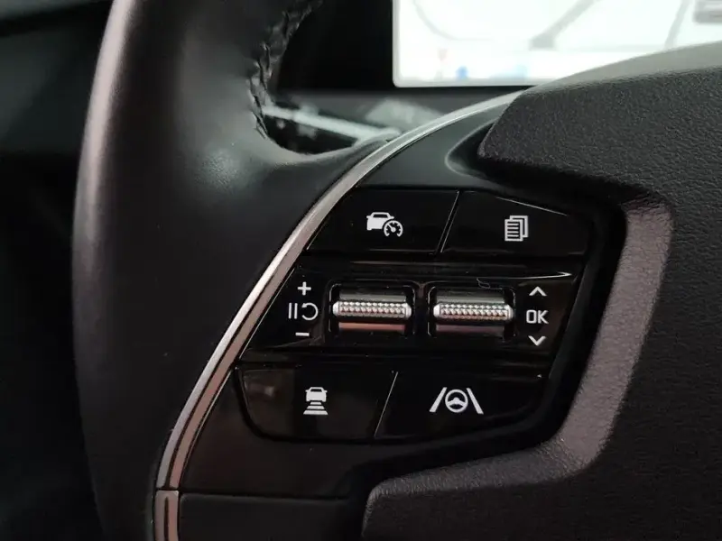 2022 Kia EV6 с пробегом 75 477 км