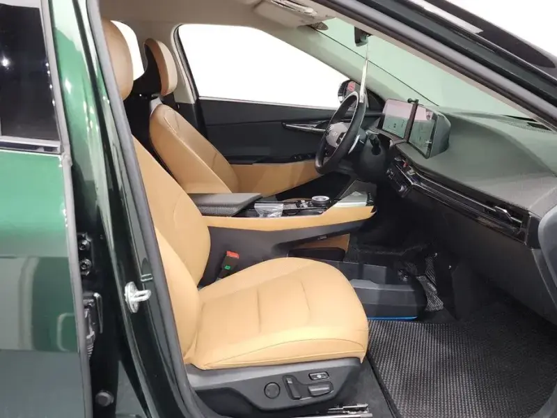 2022 Kia EV6 с пробегом 75 477 км