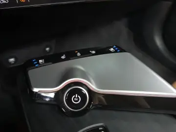 2023 Kia EV6 с пробегом 71 641 км