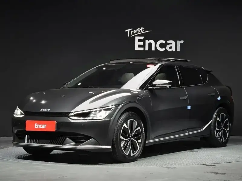 2023 Kia EV6 с пробегом 37 427 км