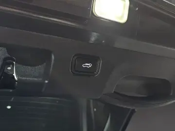 2023 Kia EV6 с пробегом 37 427 км