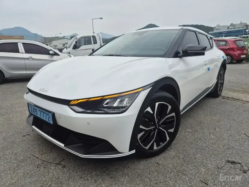 2022 Kia EV6 с пробегом 86 700 км