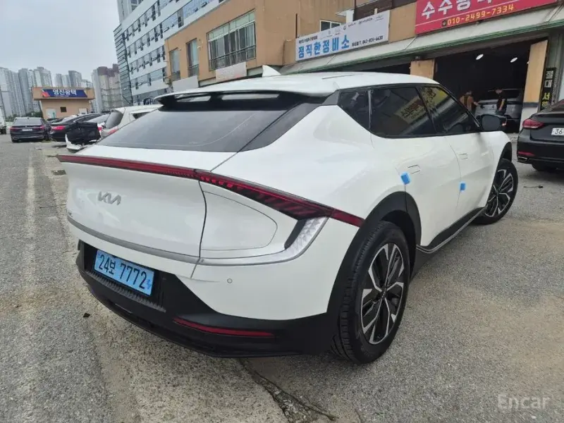 2022 Kia EV6 с пробегом 86 700 км