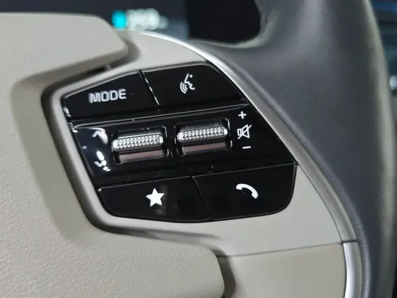 2023 Kia EV6 с пробегом 34 871 км