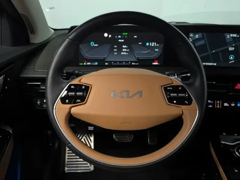 2023 Kia EV6 с пробегом 73 949 км