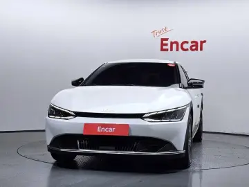 2022 Kia EV6 с пробегом 25 734 км