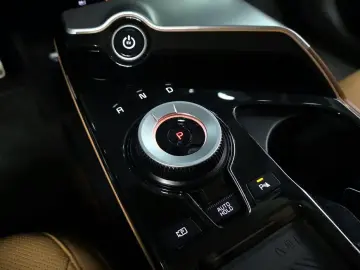 2023 Kia EV6 с пробегом 67 241 км