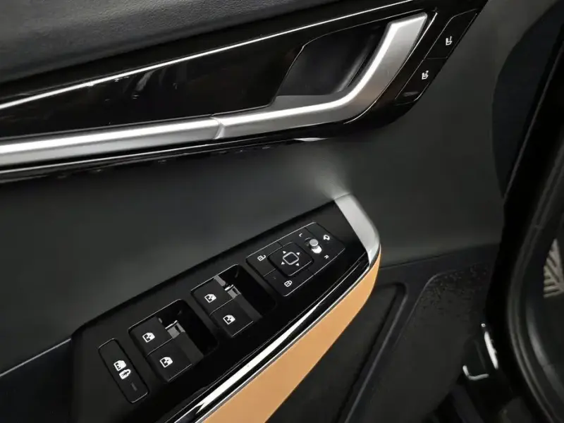 2023 Kia EV6 с пробегом 67 241 км