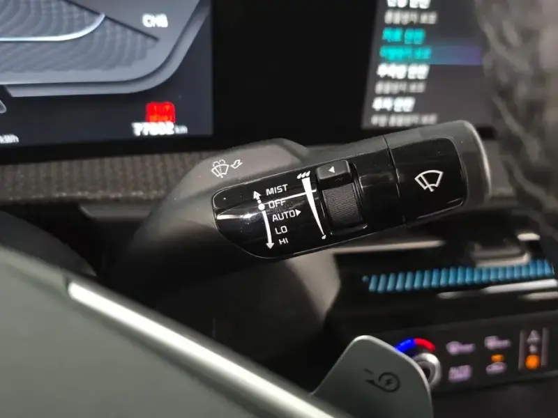 2022 Kia EV6 с пробегом 77 802 км
