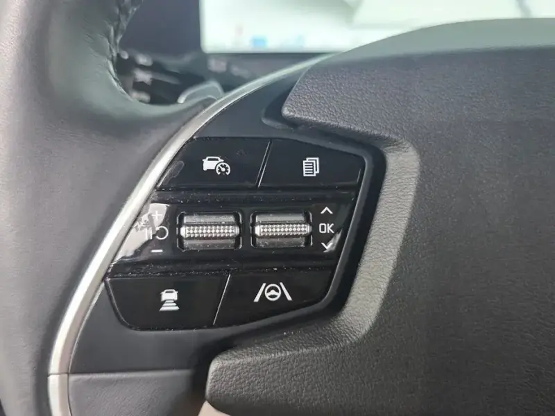 2023 Kia EV6 с пробегом 34 268 км
