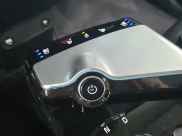 2023 Kia EV6 с пробегом 34 268 км