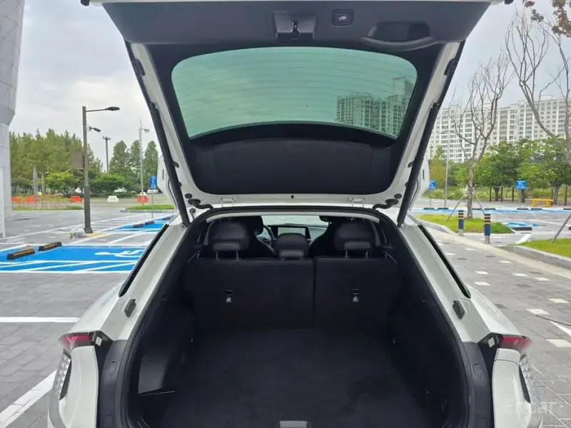 2022 Kia EV6 с пробегом 48 512 км