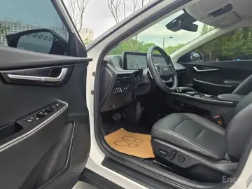 2022 Kia EV6 с пробегом 48 512 км