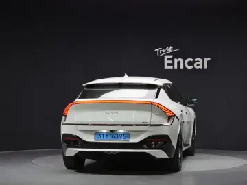 2022 Kia EV6 с пробегом 87 187 км