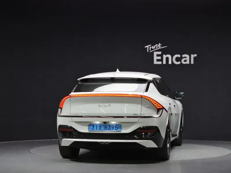 2022 Kia EV6 с пробегом 87 187 км