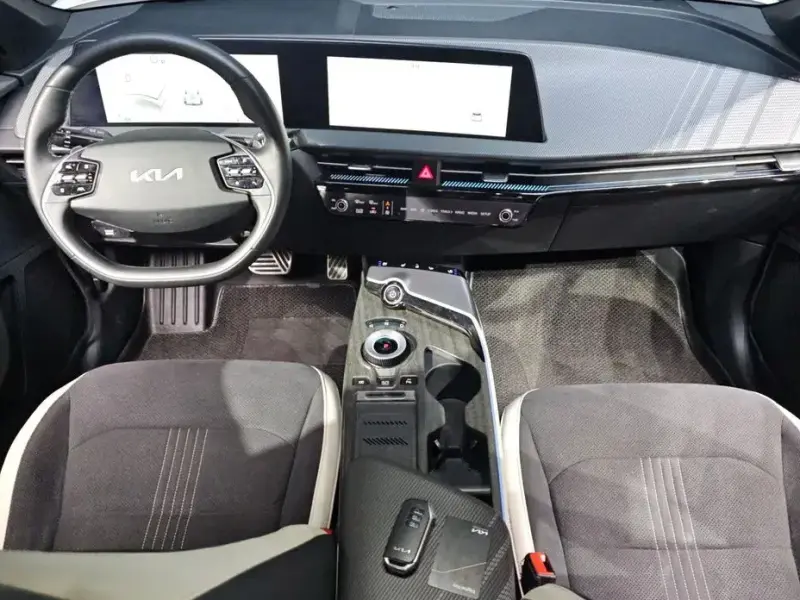 2022 Kia EV6 с пробегом 87 187 км