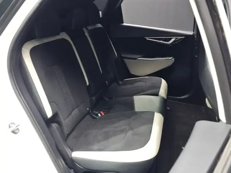 2022 Kia EV6 с пробегом 87 187 км