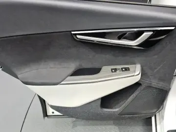 2022 Kia EV6 с пробегом 87 187 км