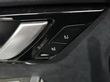 2022 Kia EV6 с пробегом 87 187 км