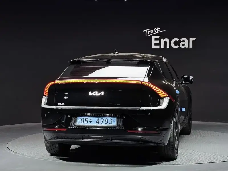 2023 Kia EV6 с пробегом 69 227 км