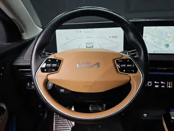 2023 Kia EV6 с пробегом 69 227 км