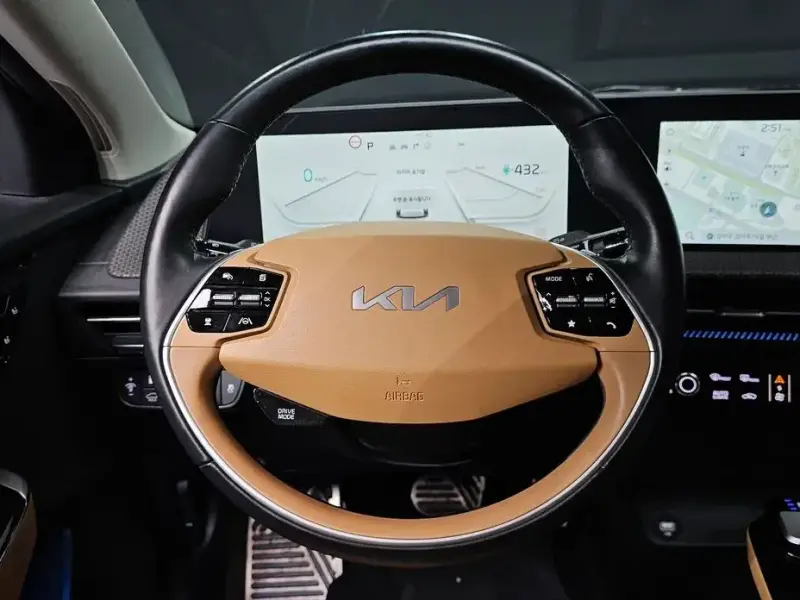 2023 Kia EV6 с пробегом 69 227 км