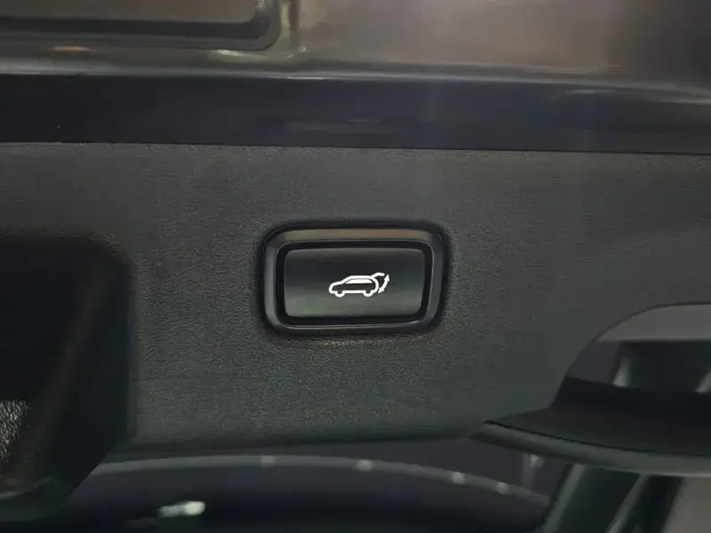 2023 Kia EV6 с пробегом 69 227 км