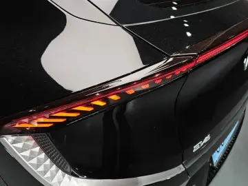 2023 Kia EV6 с пробегом 69 227 км