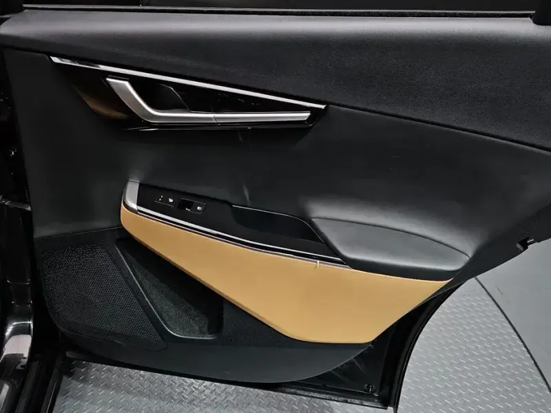 2023 Kia EV6 с пробегом 69 227 км