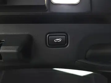 2023 Kia EV6 с пробегом 82 324 км