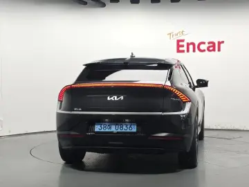 2023 Kia EV6 с пробегом 34 110 км
