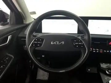 2023 Kia EV6 с пробегом 34 110 км