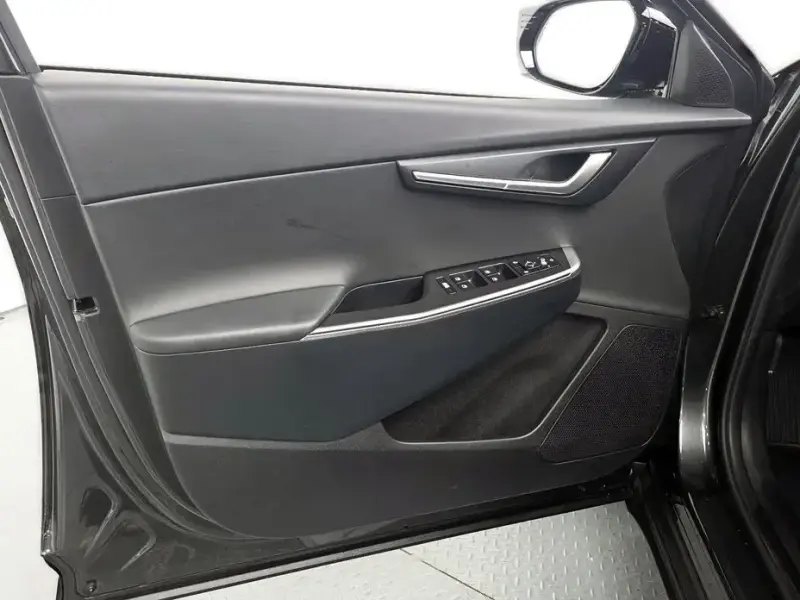 2023 Kia EV6 с пробегом 34 110 км