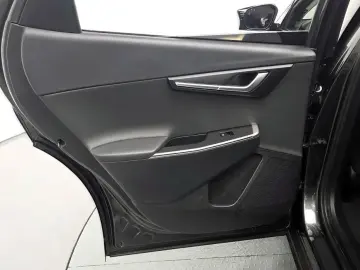 2023 Kia EV6 с пробегом 34 110 км