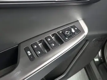 2023 Kia EV6 с пробегом 34 110 км