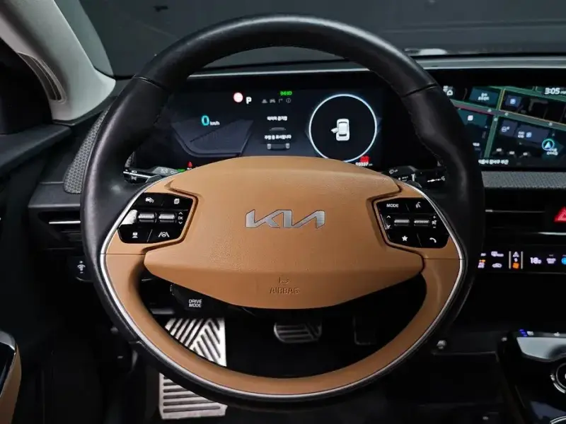 2023 Kia EV6 с пробегом 59 337 км