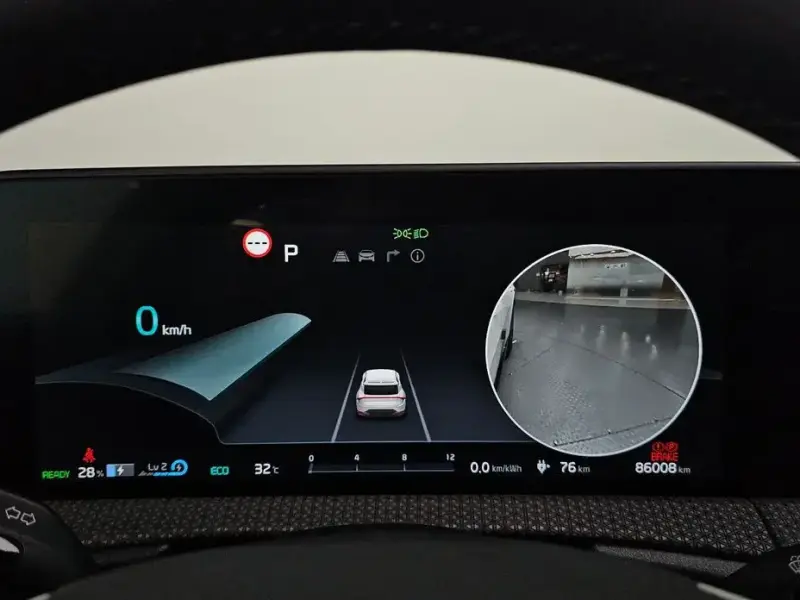 2023 Kia EV6 с пробегом 86 008 км