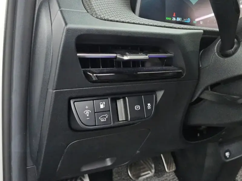 2023 Kia EV6 с пробегом 86 008 км