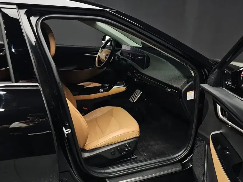 2023 Kia EV6 с пробегом 59 337 км