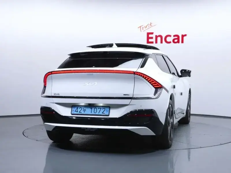 2024 Kia EV6 с пробегом 81 128 км