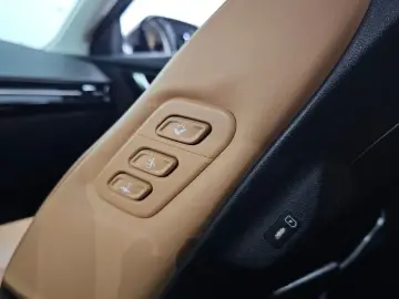 2023 Kia EV6 с пробегом 62 807 км
