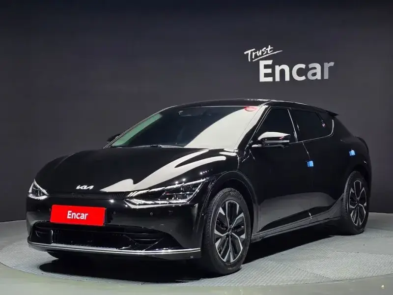 2023 Kia EV6 с пробегом 57 809 км