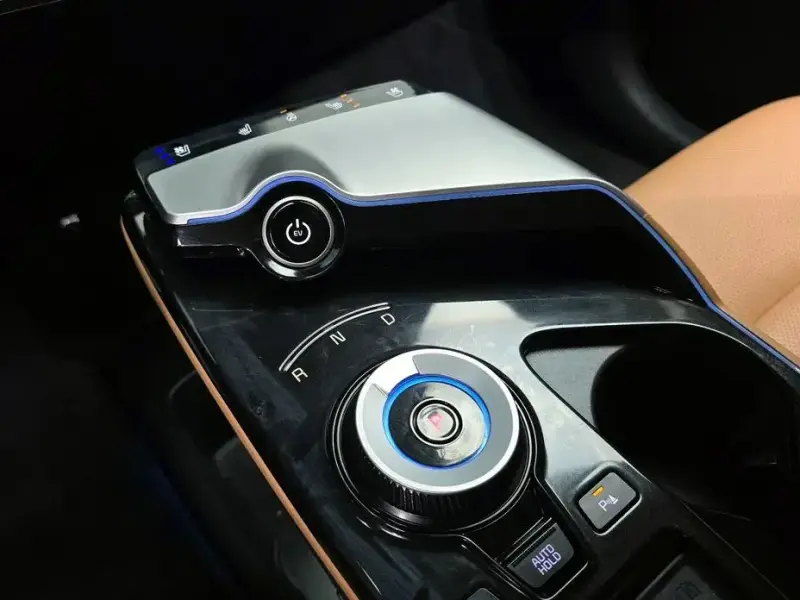 2023 Kia EV6 с пробегом 57 809 км