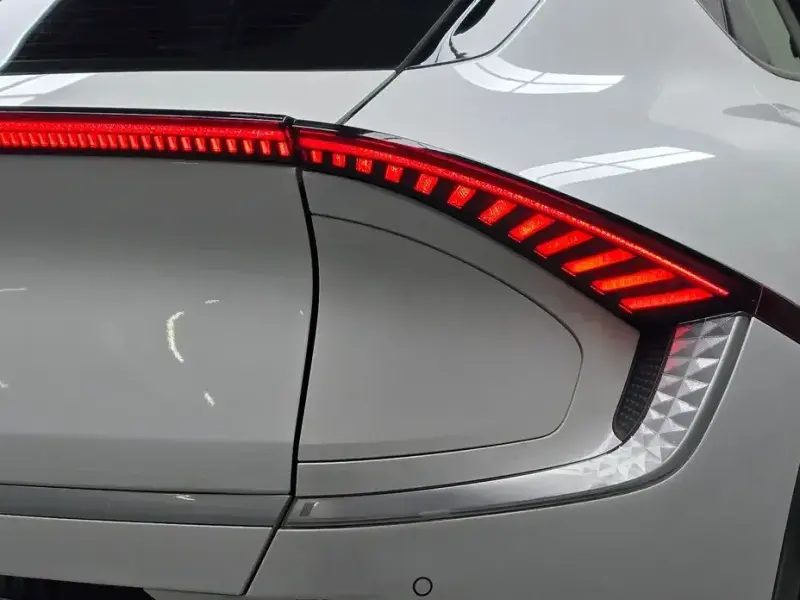 2022 Kia EV6 с пробегом 71 400 км