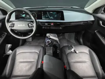 2022 Kia EV6 с пробегом 34 586 км