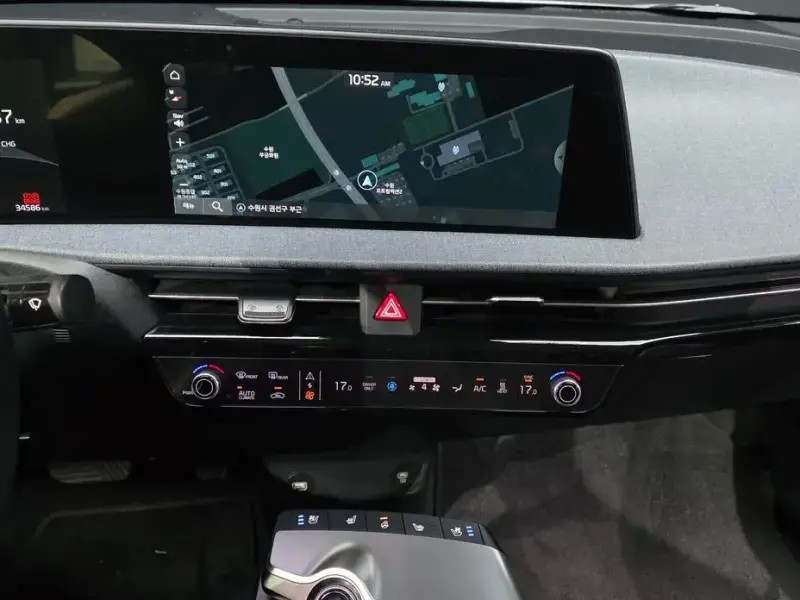 2022 Kia EV6 с пробегом 34 586 км