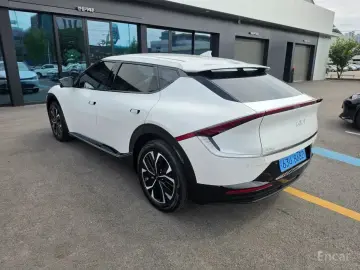2022 Kia EV6 с пробегом 83 518 км